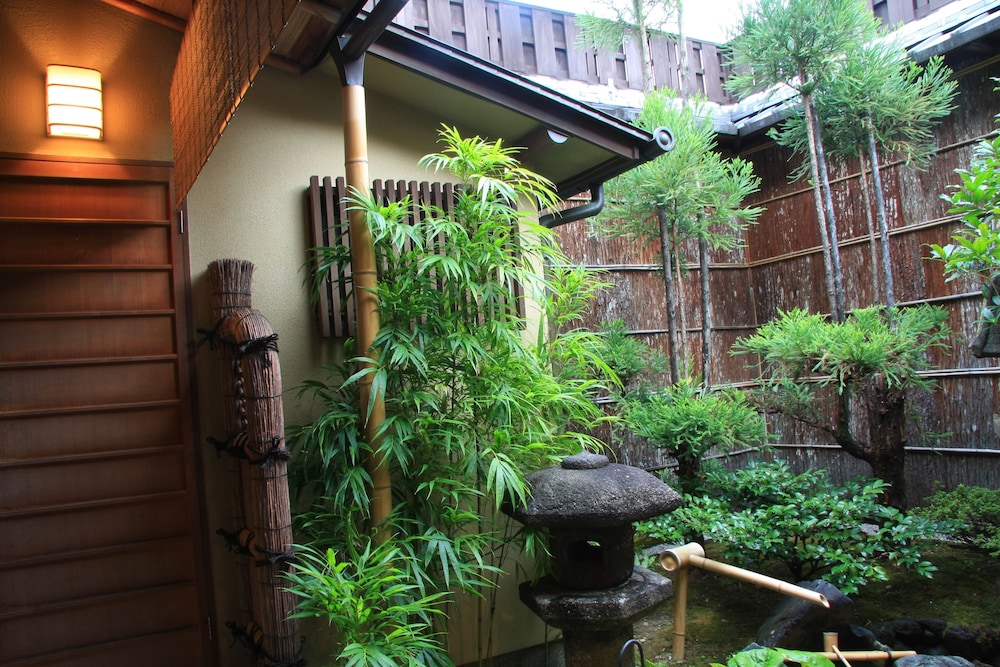 Traditional Room SYOEN, Twin Japanese Futons, With Garden, Shared bath, Pirvate toilet, Non Smoking photo 2
