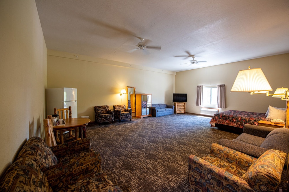 Suite, 2 Bedrooms, Non Smoking (Courtside)
