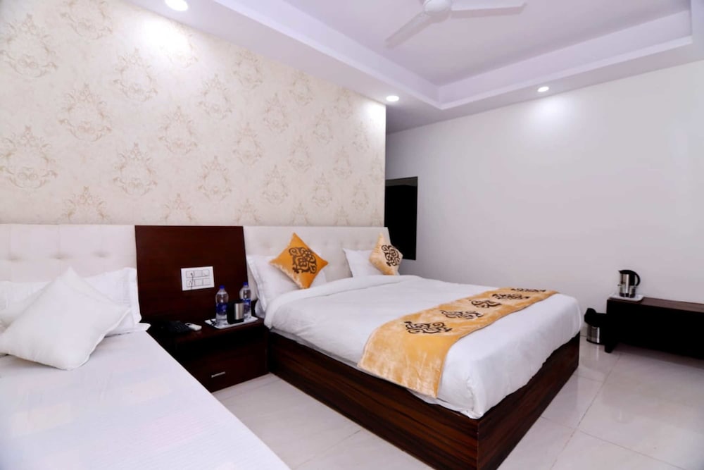 Deluxe Triple Room photo 1