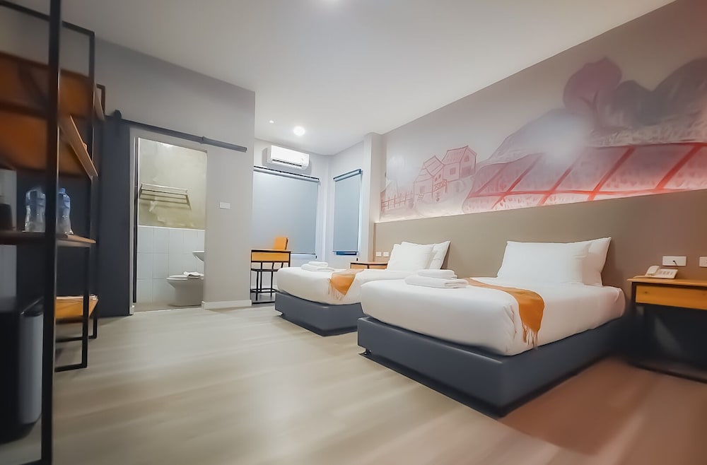 Standard Double or Twin Room - Photo 5