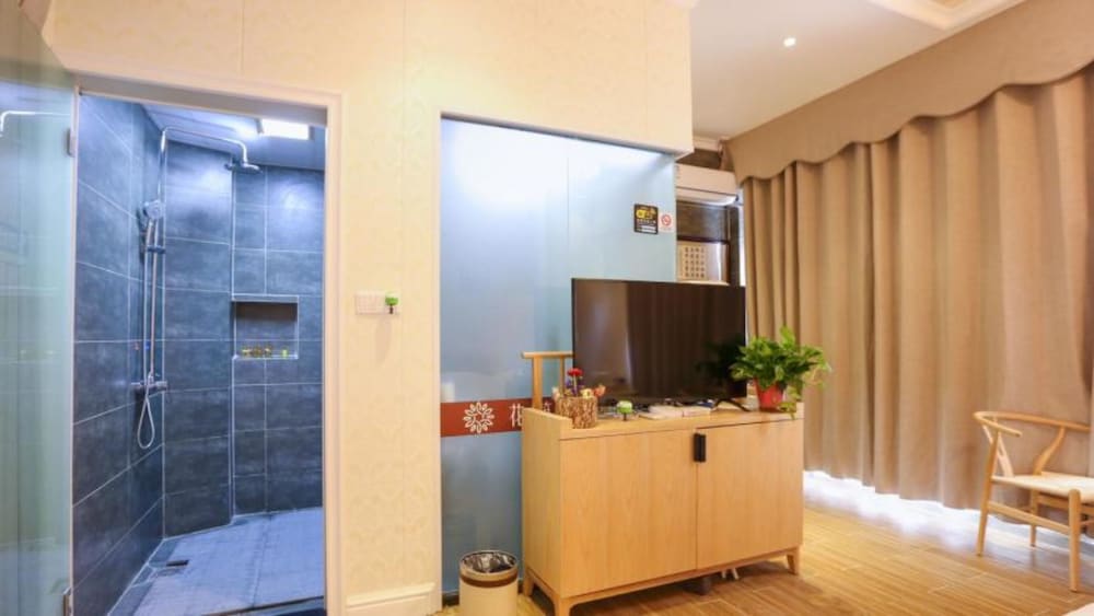 Romantic Double Room (Mainland Chinese Citizen Only) photo 2