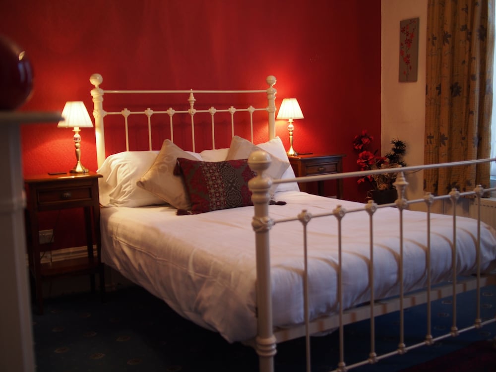 Double Room, Private Bathroom (Room 3) photo 2