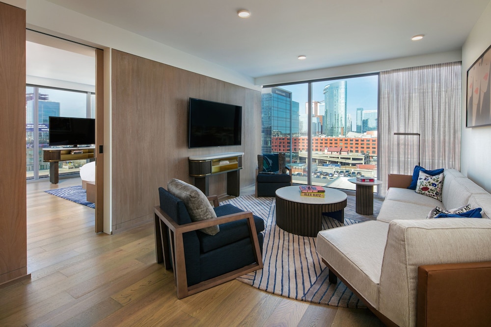 Superior Suite, 1 Bedroom, City View - Photo 4