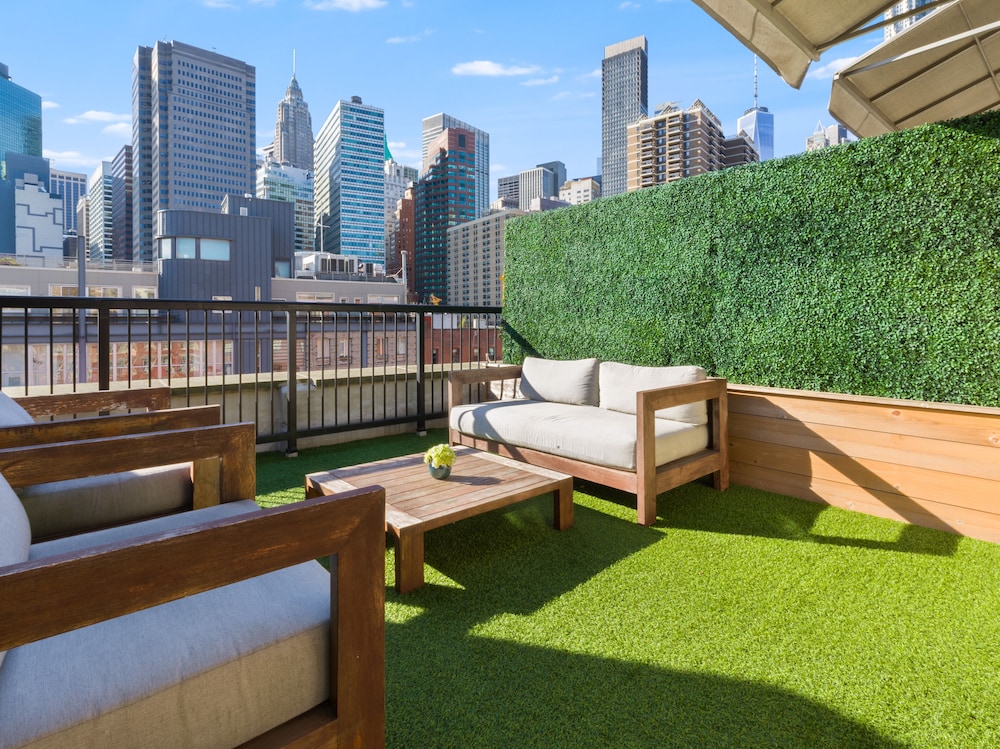 Brooklyn Bridge Premier King Terrace thumbnail 5