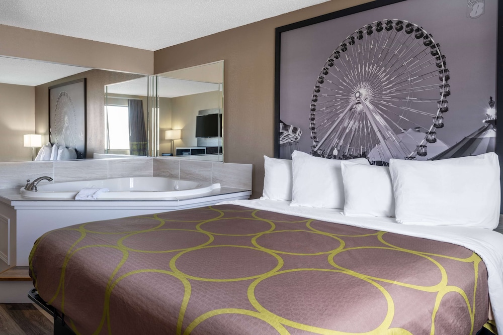 Superior Suite, 1 King Bed, Non Smoking - Photo 3
