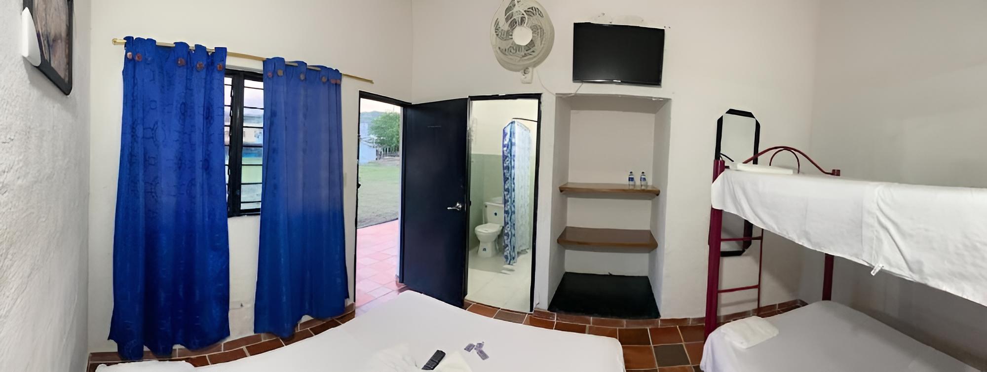 Basic Quadruple Room photo 1