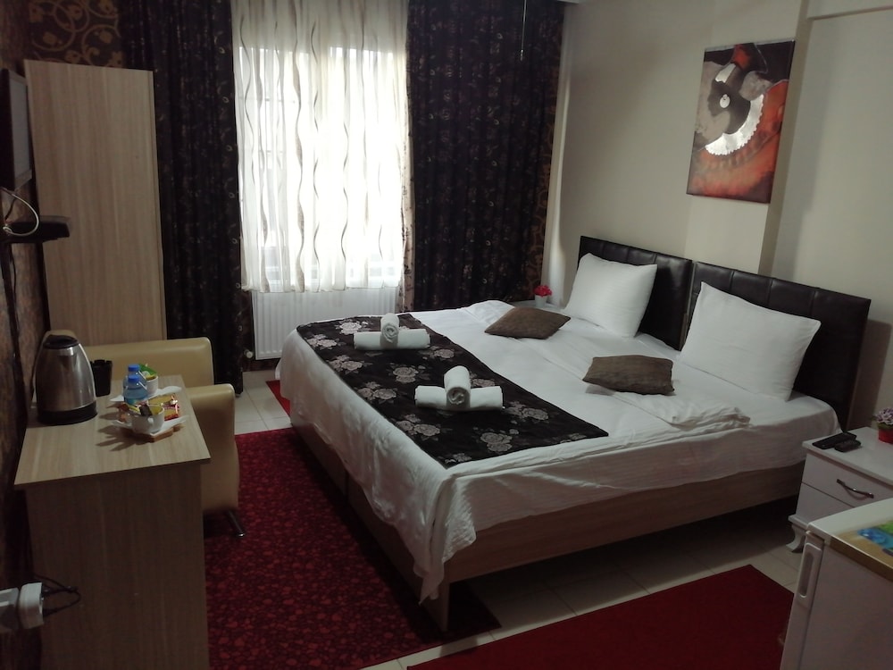 Standard Twin Room photo 3