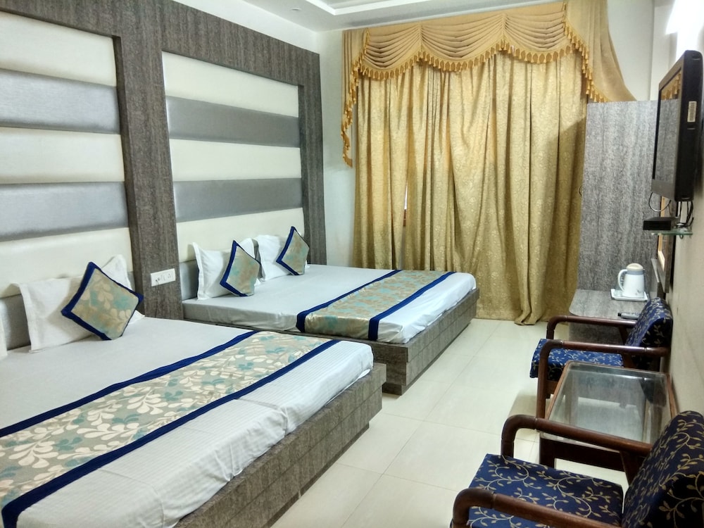 Family Quadruple Room photo 3
