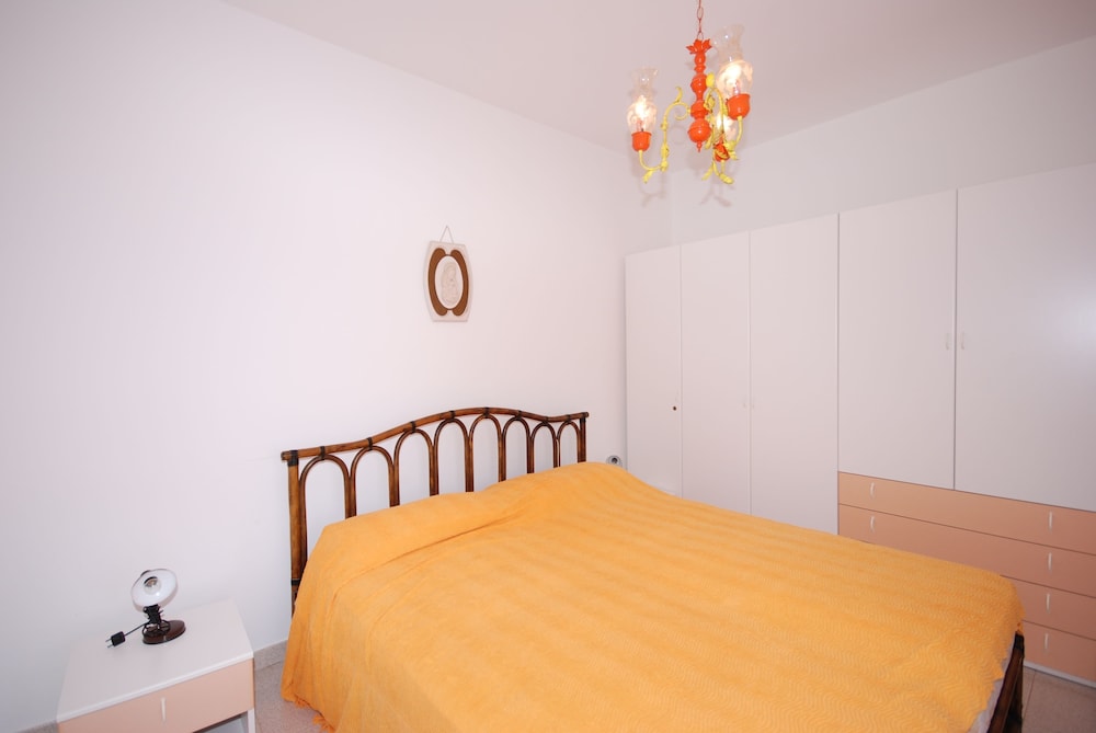 Apartment, 3 Bedrooms (D-6)