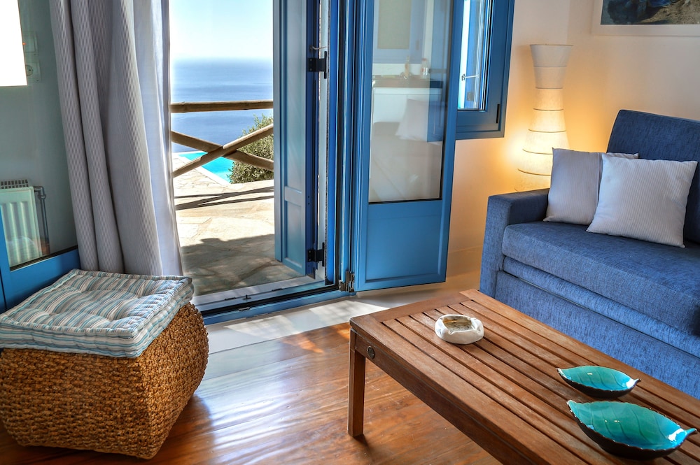 Villa, 5 Bedrooms, Private Pool, Sea View (1) photo 3