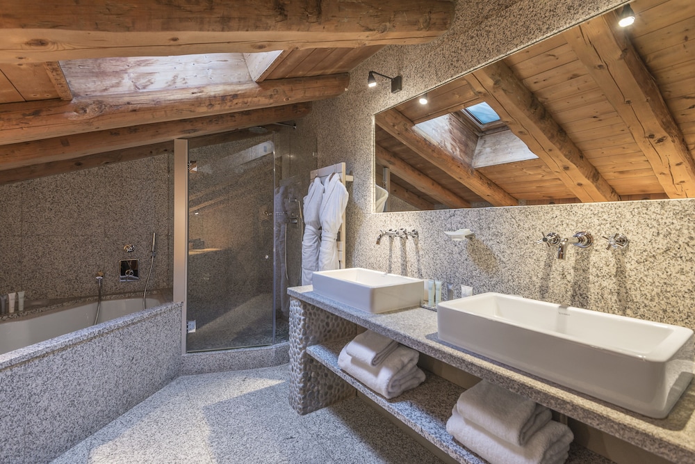 Prestige Room - Photo 8