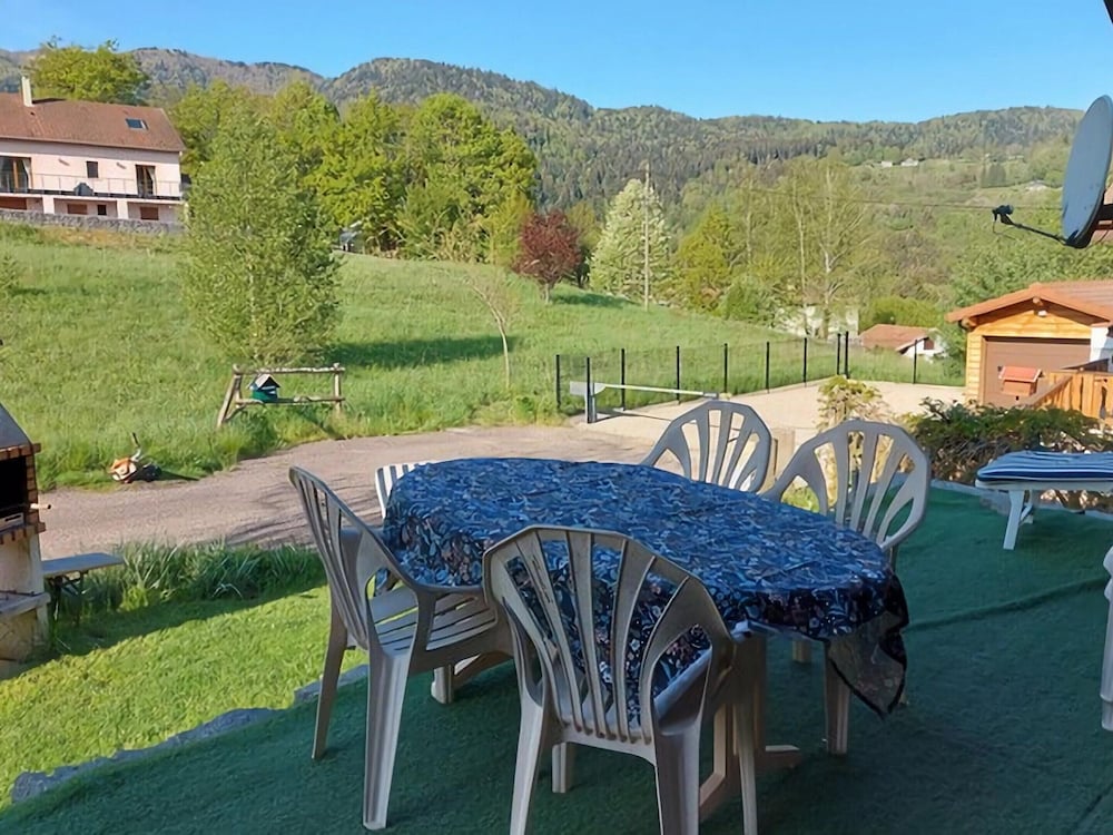 Deluxe Chalet, 3 Bedrooms photo 2
