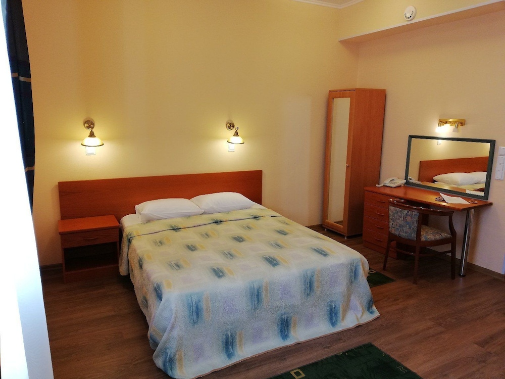 Economy Double or Twin Room, 1 Double or 2 Twin Beds photo 1