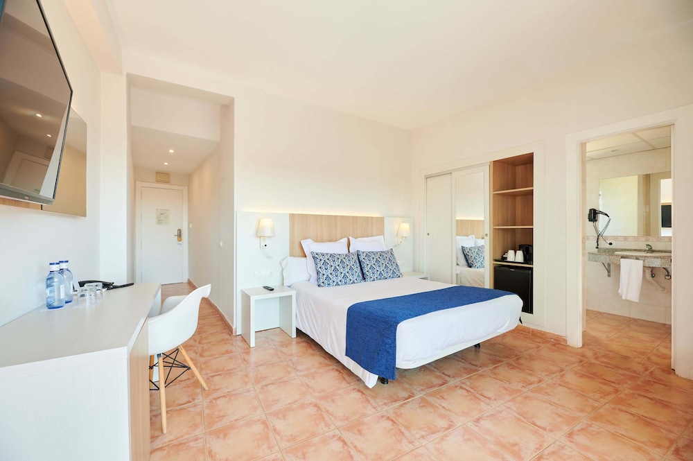 Habitación Doble (2 adultos)