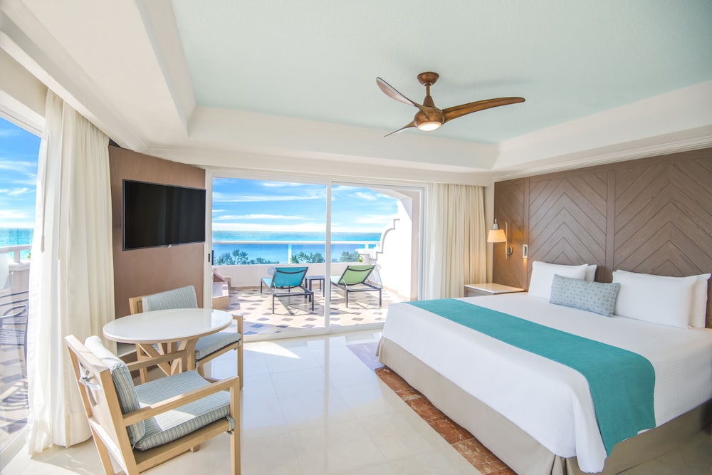 Suite, 1 Bedroom, Oceanfront (Master)