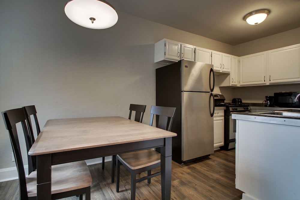 Deluxe Suite, 1 Bedroom, City View