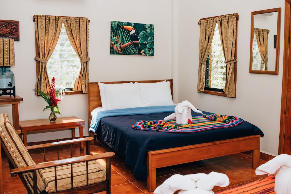 Toucan - Luxury Family Cabana photo 1