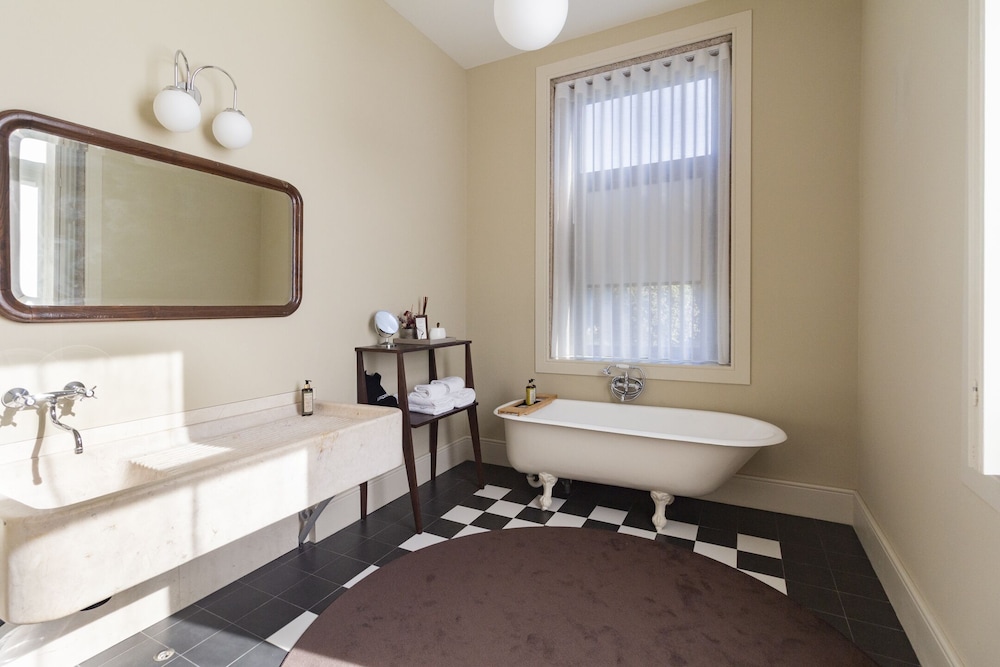 Master Suite with Garden View - Photo 7