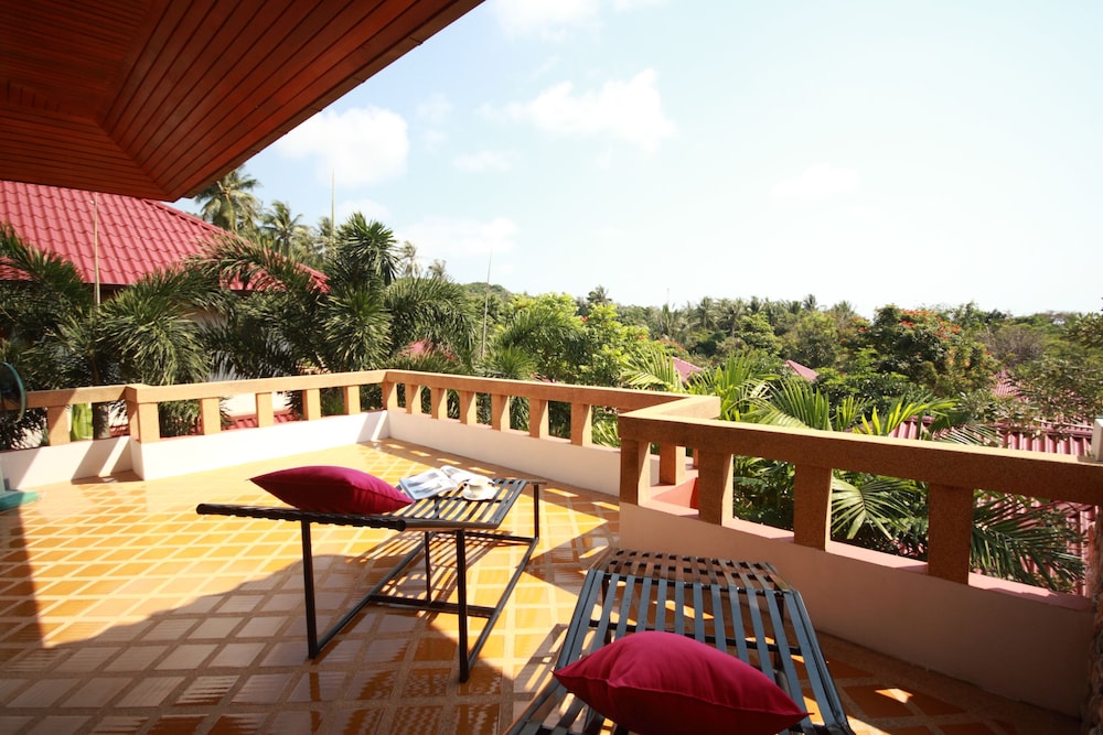 3 Bedroom Garden Side Villa photo 2