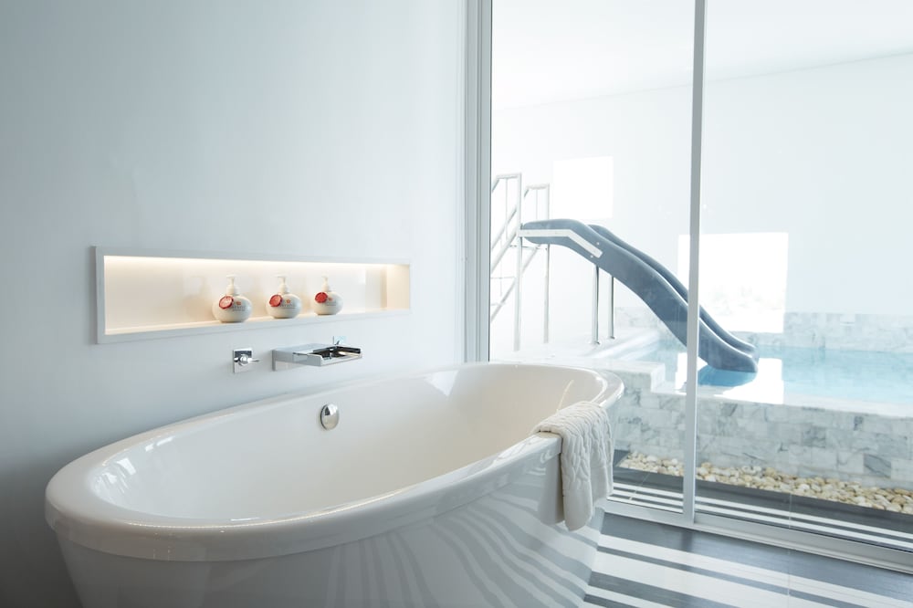 Slider Pool Suite - Photo 7