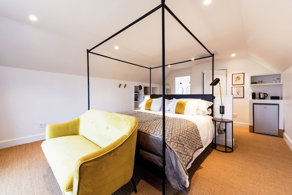 Standard Double Room photo 3