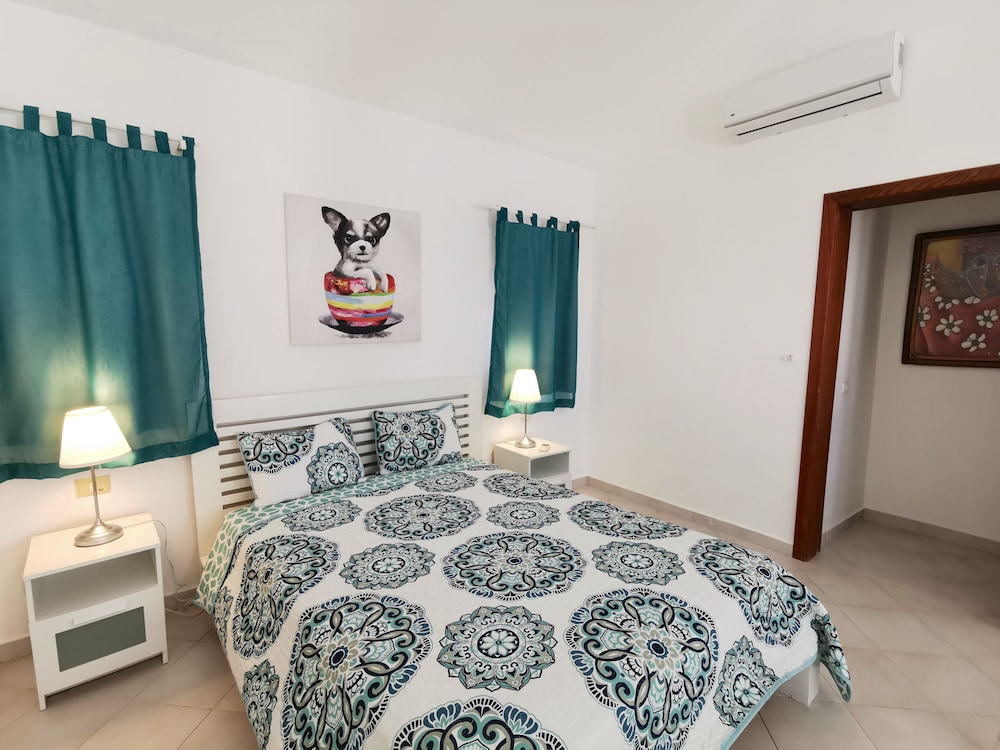 Economy Quadruple Room