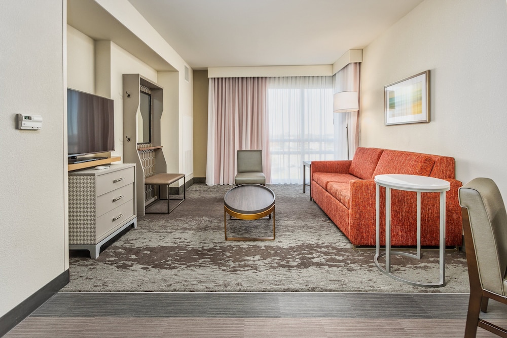 2 Queen Suite Sofa Bed at Holiday Inn Hotel & Suites Memphis-Wolfchase Galleria by IHG in Memphis