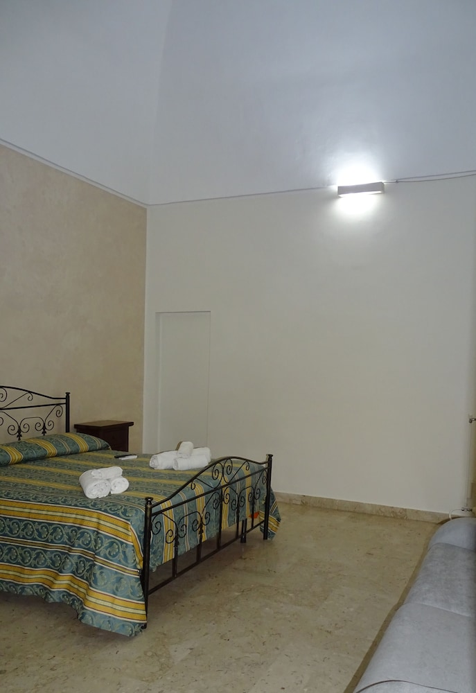 Business Room photo 3