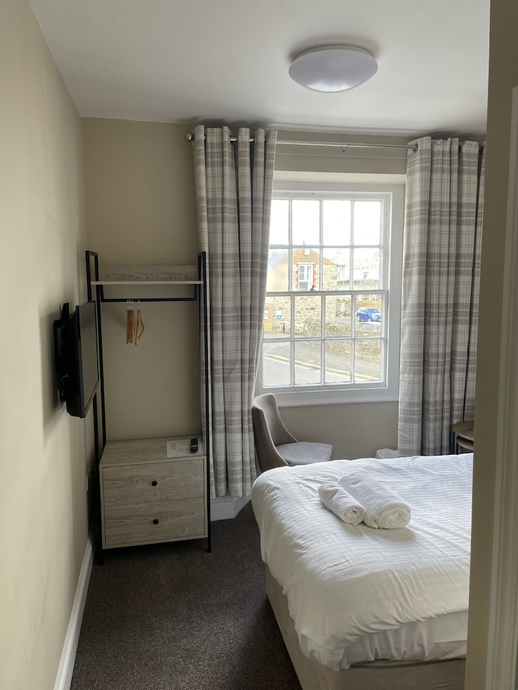 Single Room, Ensuite photo 2