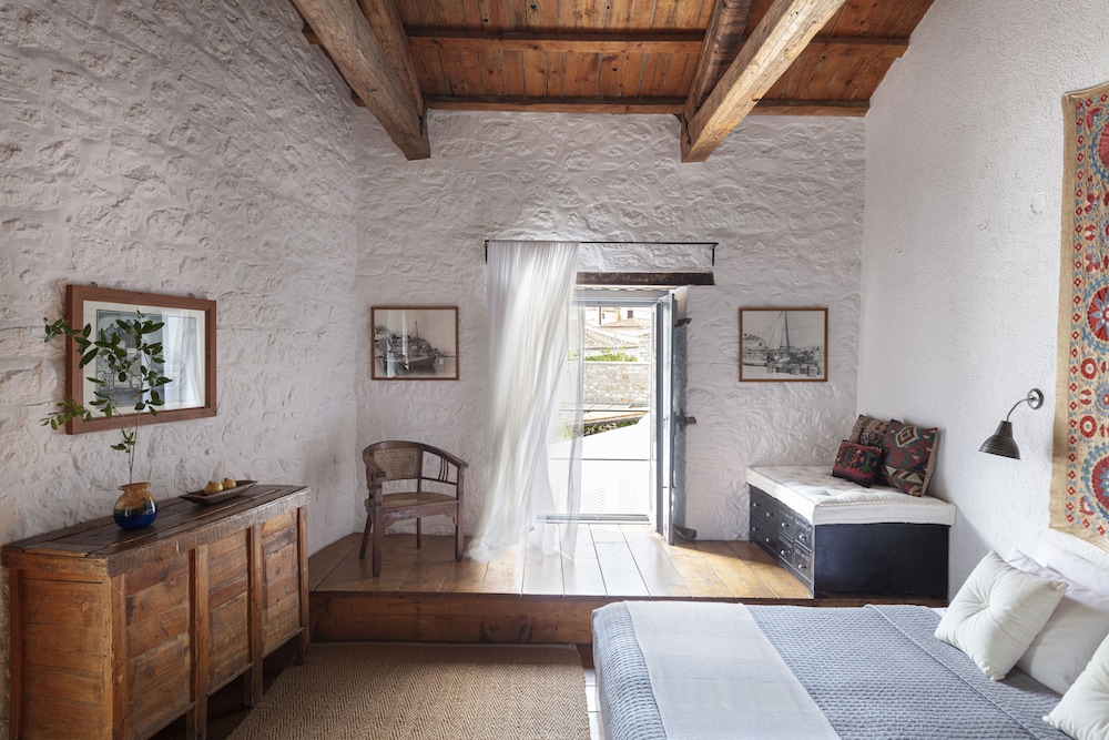 Lafina Grand Suite photo 1