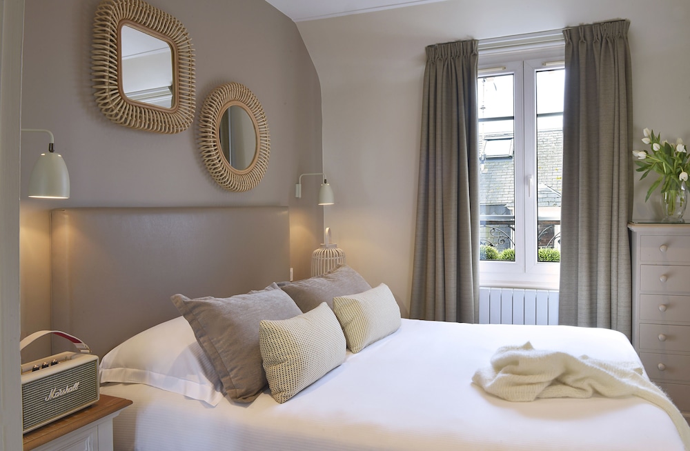 Cosy Double Room - Main House - Photo 1