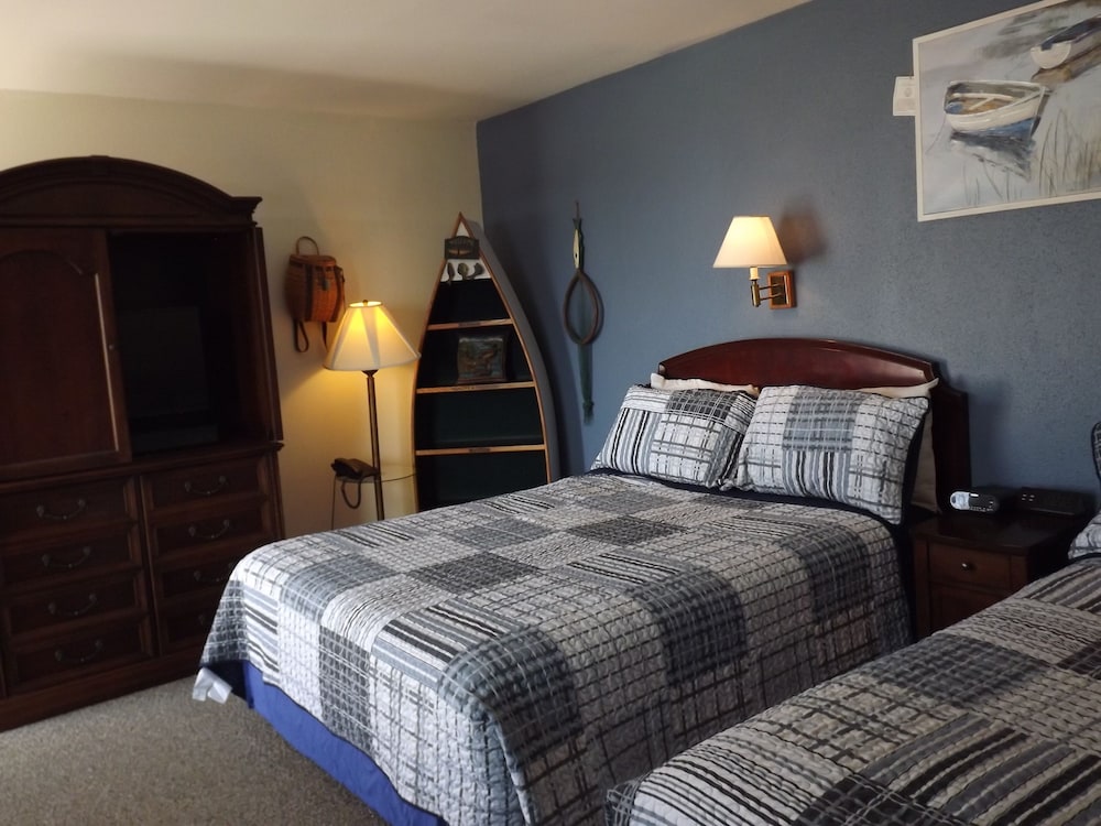 2 Queen Beds, Hill View, Ground Floor photo 3