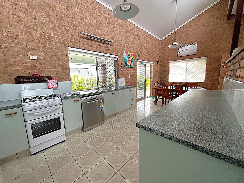 Family House photo 2