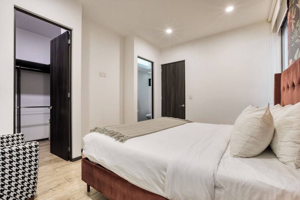 Junior Apartment