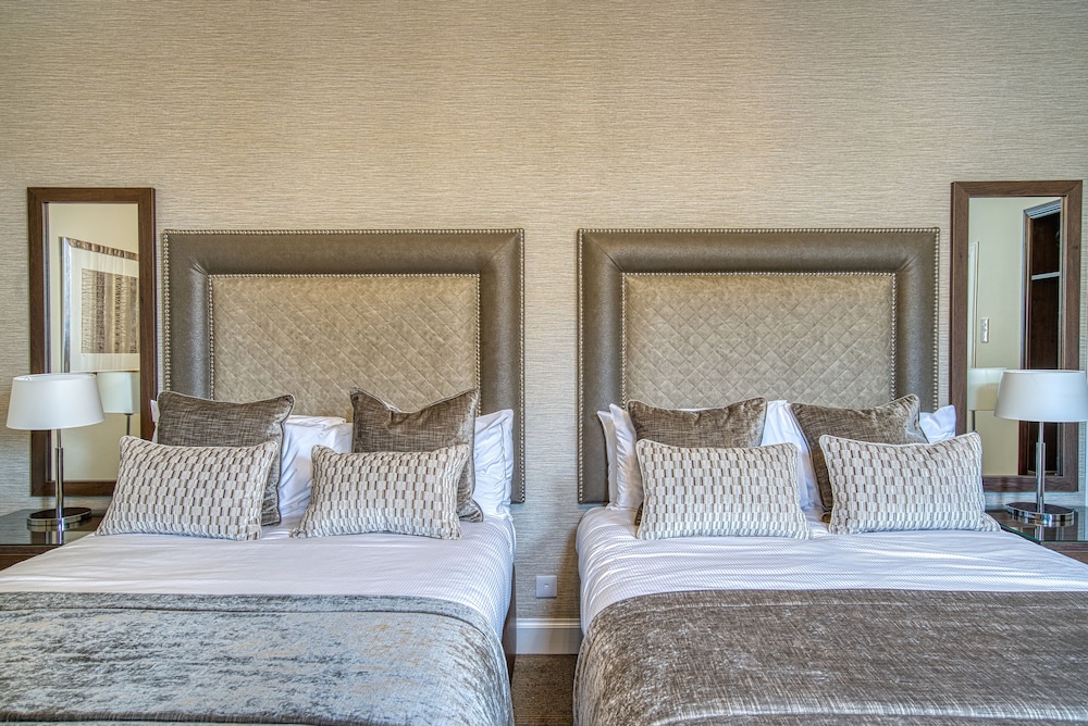 Executive Room, 2 Twin Beds, Non Smoking (View) - Photo 2
