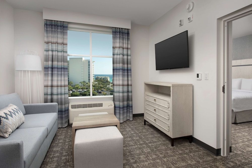 Room, 1 King Bed, Accessible (Mobility/Hearing, Roll In Shower) - Photo 6
