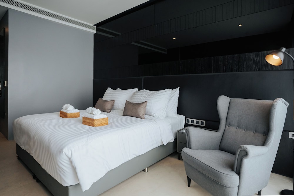 Standard Room, 1 King Bed, Corner