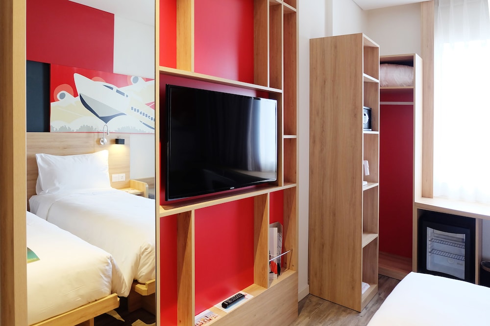 Standard Room, 2 Twin Beds photo 2