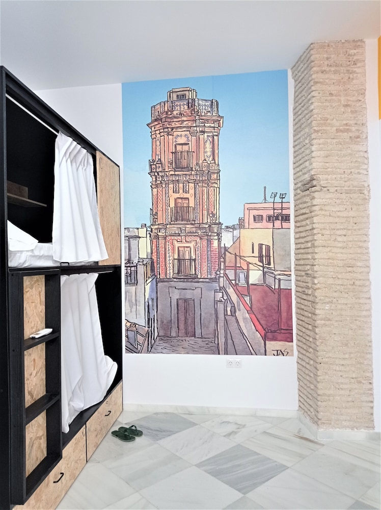 Shared Dormitory, Women only, Shared Bathroom (4 beds)