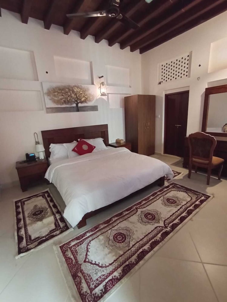 Standard Double Room, Courtyard View photo 1
