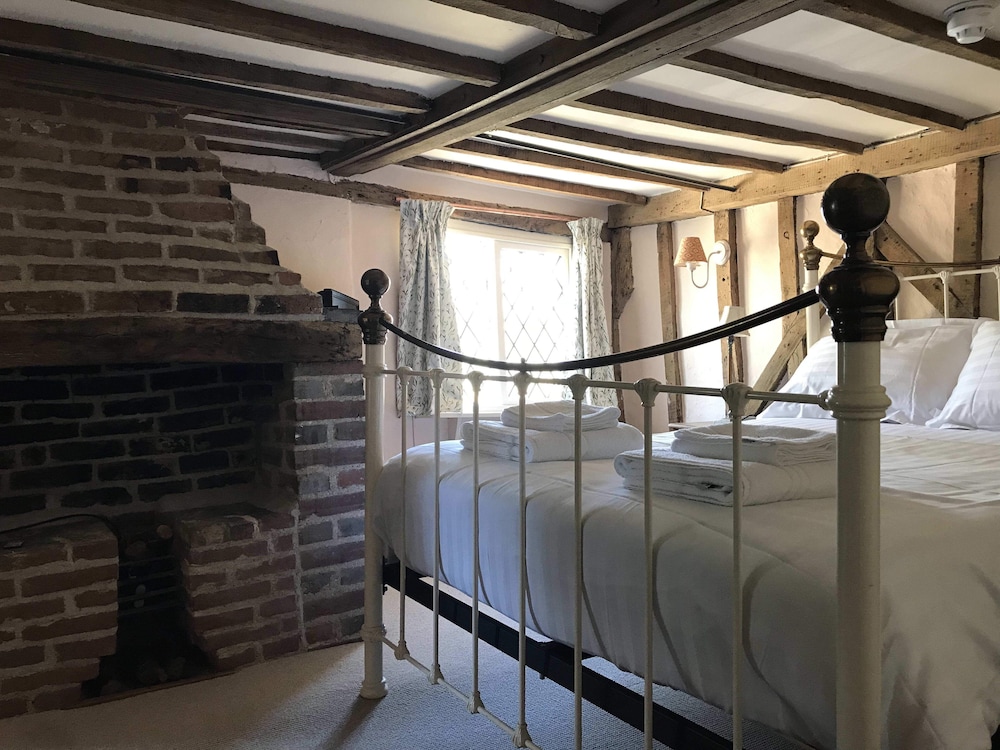 Triple Room, Bathtub (Room 1) photo 3