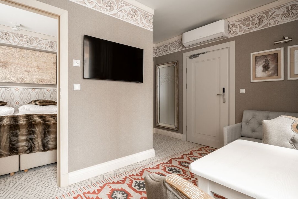 Executive Suite photo 1
