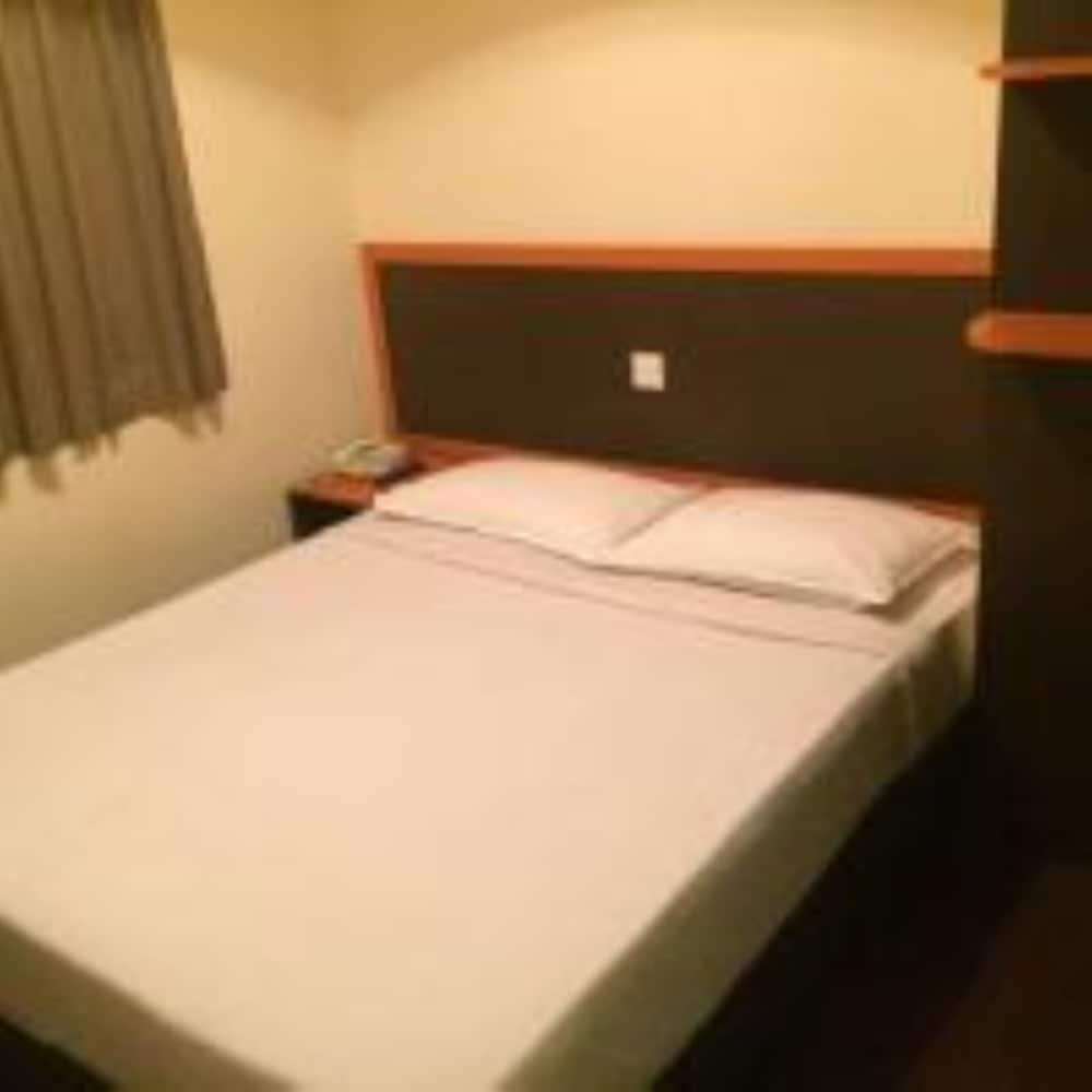 Standard Single Room photo 3