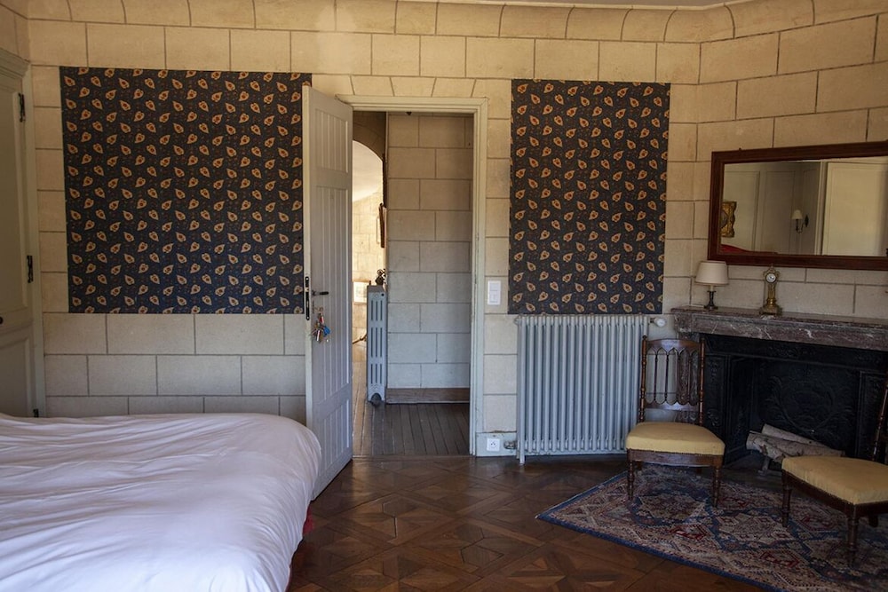 Deluxe Suite photo 3