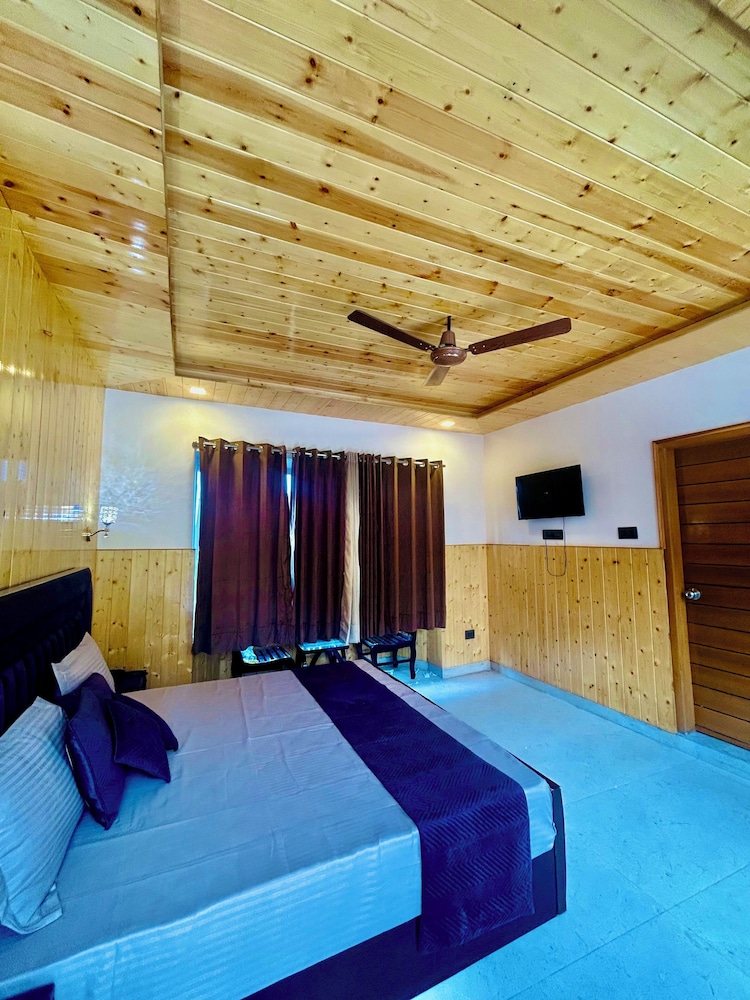 Deluxe Single Room, Mountain View photo 3