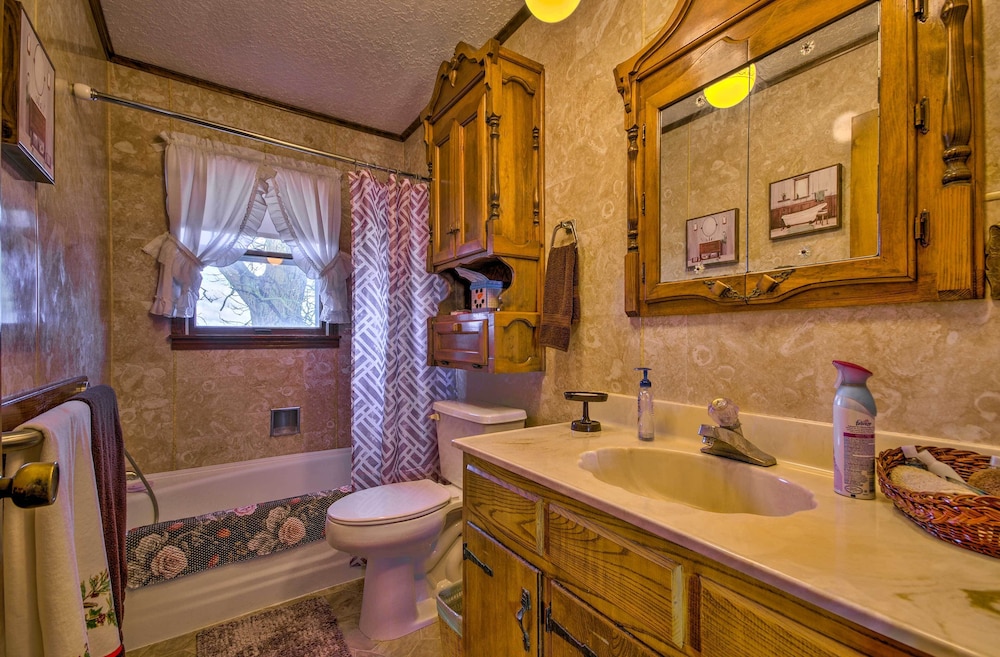 House (2 Bedrooms) photo 3