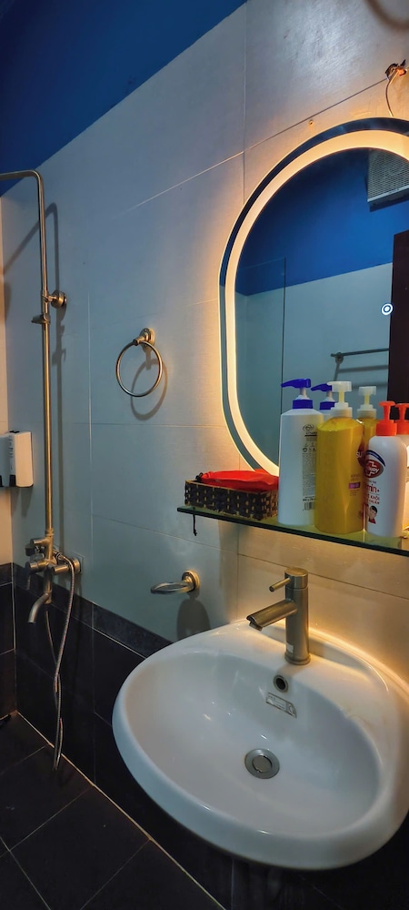 Luxury Double Room, Balcony, City View photo 3