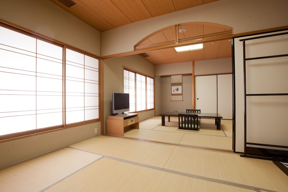 Japanese Suite, Non Smoking, City View - Photo 2