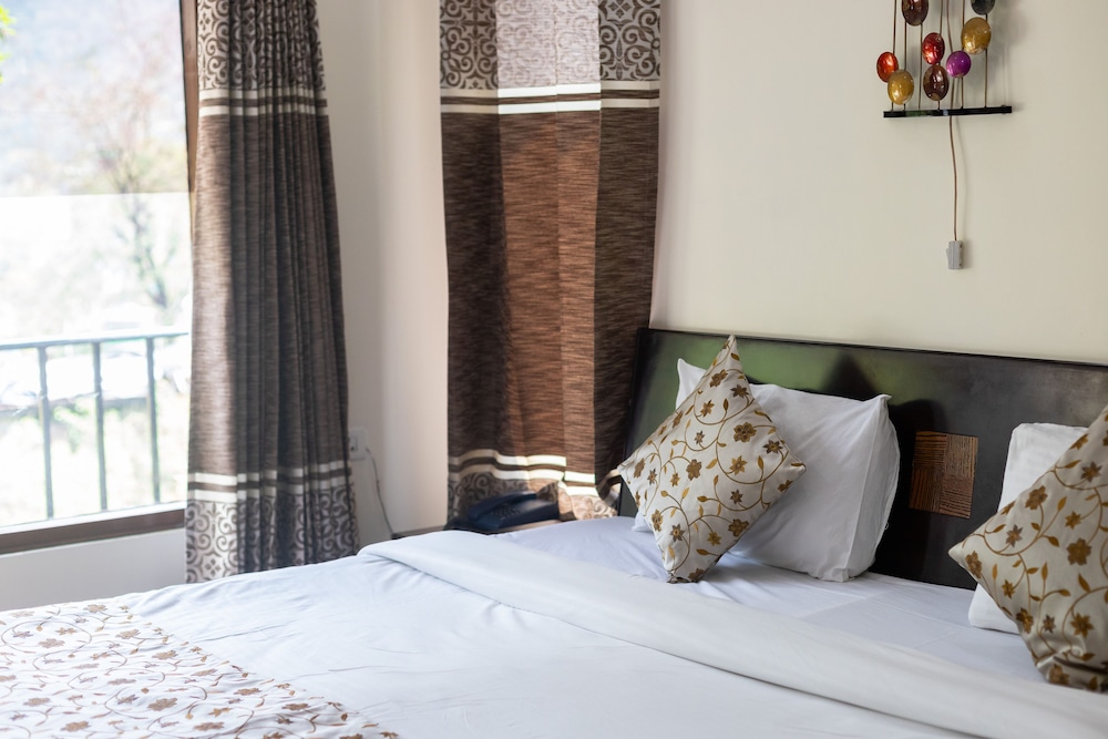 Comfort Room - Photo 1