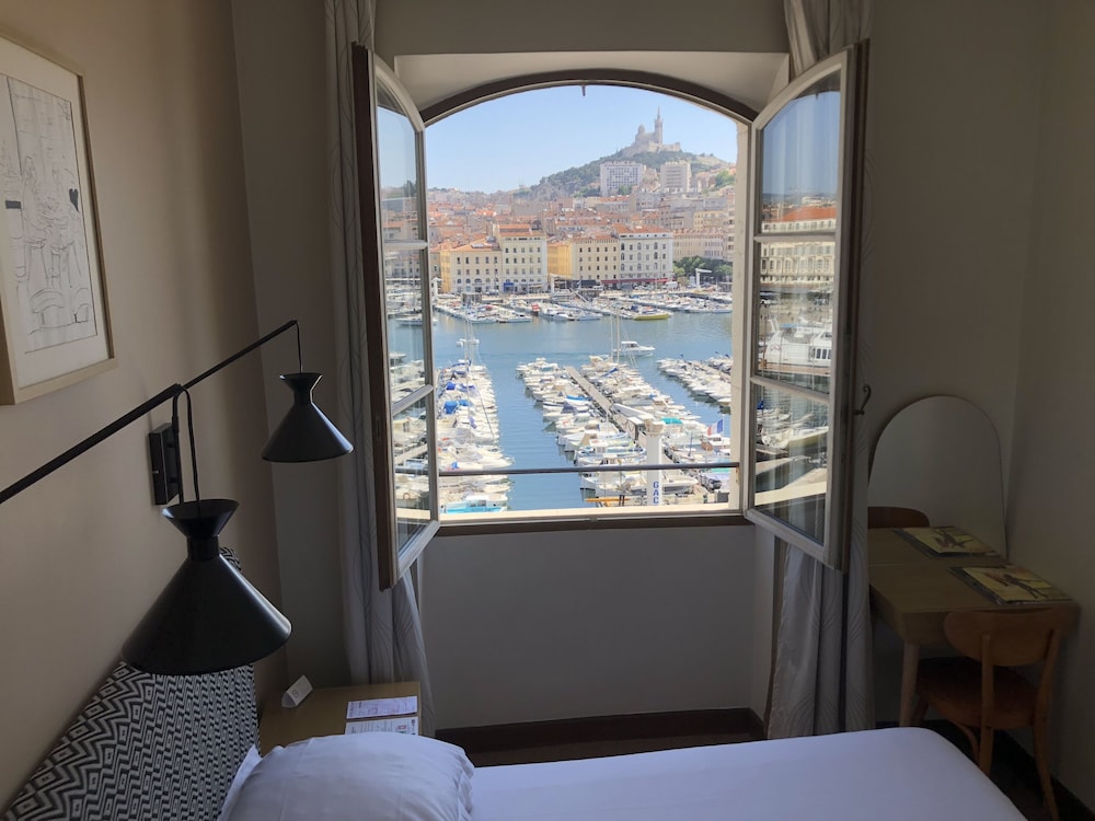 Standard Double Room, Sea View - Photo 8